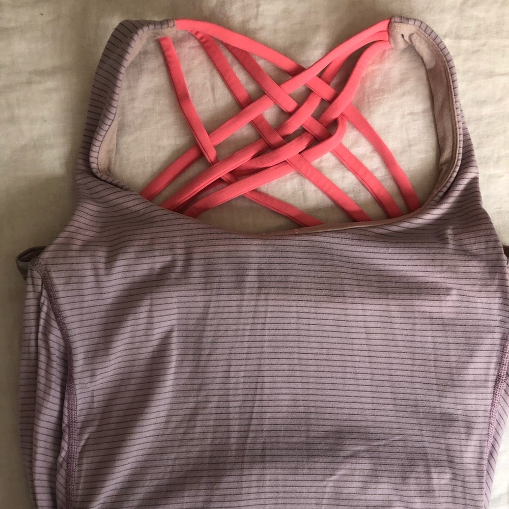 Lululemon| Cross back Yoga Top| Built in Bra